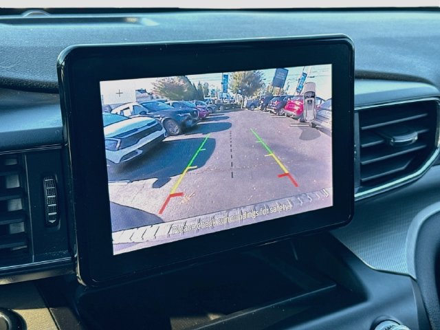 Used 2020 Ford Explorer XLT w/ Equipment Group 202A AWD/4WD image 20