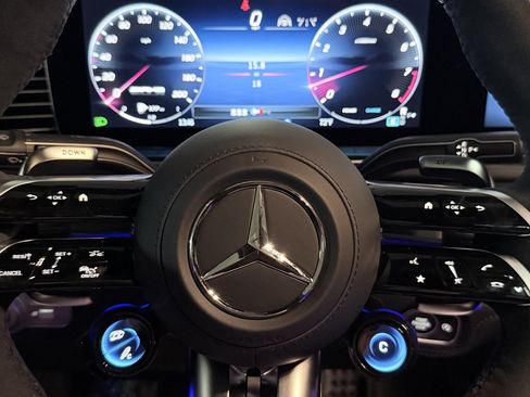 New 2026 Mercedes-Benz GLE 63 AMG S image 23
