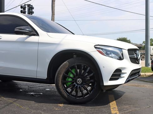 Used 2019 Mercedes-Benz GLC 300 4MATIC Coupe image 3