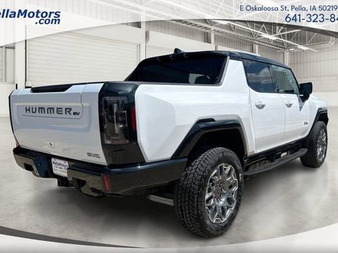 New 2025 GMC Hummer EV 3X image 3