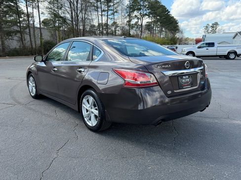 Used 2013 Nissan Altima 2.5 SL image 9