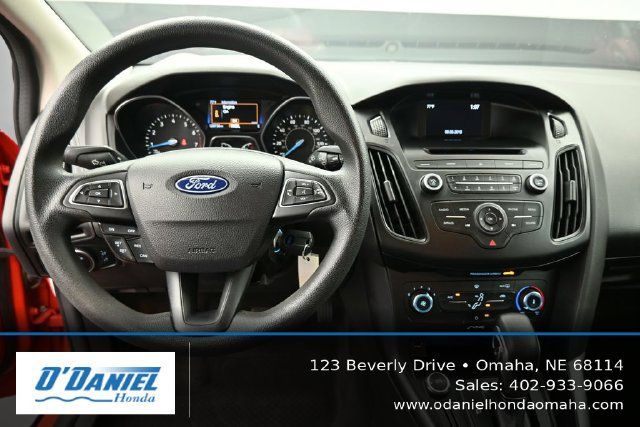 Used 2017 Ford Focus SE FWD image 26