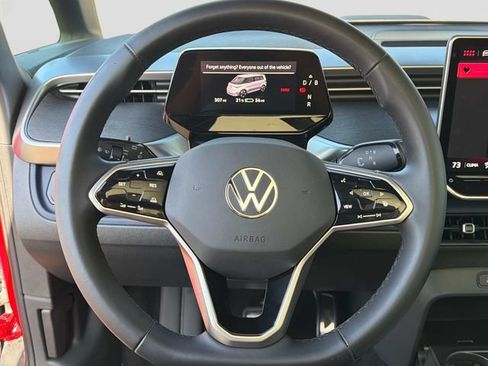 New 2025 Volkswagen ID. Buzz Pro S Plus RWD image 18