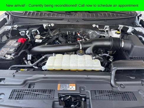 Used 2025 Ford Expedition Active AWD/4WD image 29