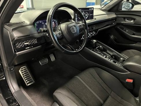 Used 2024 Honda Accord Sport image 19