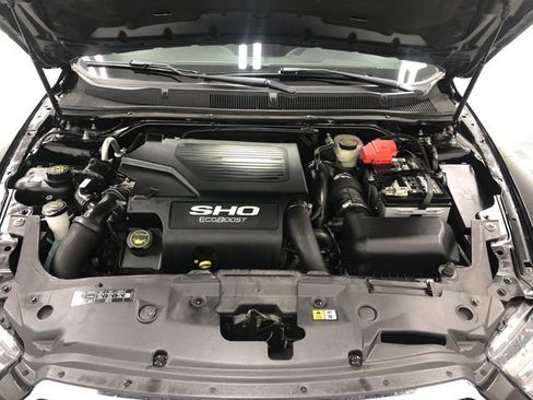 Used 2016 Ford Taurus SHO w/ Equipment Group 401A image 25