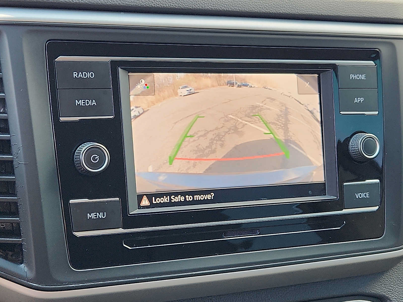 Used 2023 Volkswagen Atlas SE AWD/4WD image 17