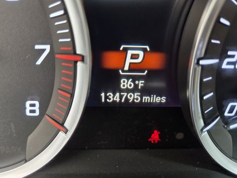 Used 2015 Acura TLX w/ Technology Package FWD image 17