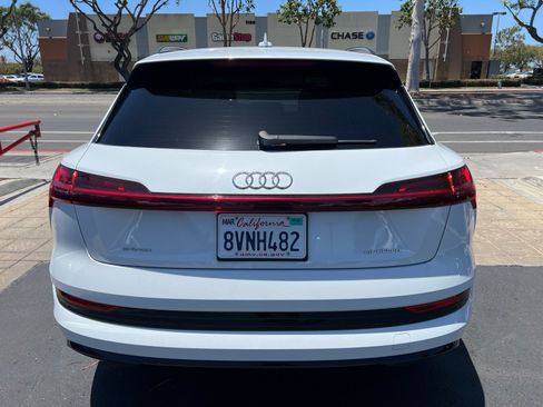 Used 2021 Audi e-tron Premium w/ Convenience Plus Package AWD/4WD image 8