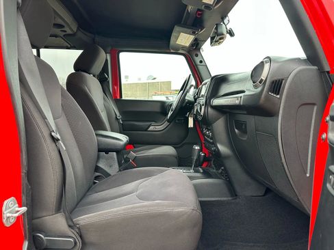 Used 2015 Jeep Wrangler Unlimited Sport w/ Quick Order Package 24S image 22