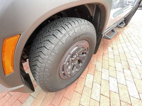 Used 2026 Nissan Frontier Pro-X w/ Pro-X Convenience Package RWD image 25