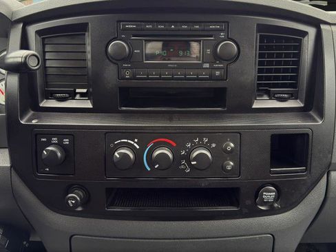 Used 2007 Dodge Ram 1500 Truck ST w/ Special Edition Group image 17