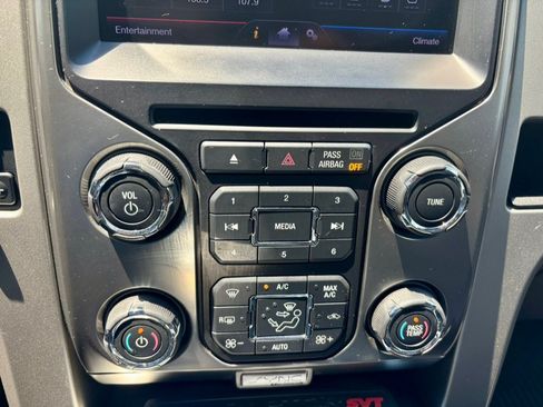 Used 2013 Ford F150 Raptor w/ Luxury Equipment Group AWD/4WD image 23