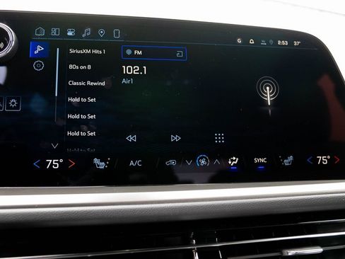 New 2026 Chevrolet Traverse LT w/ Driver Confidence Package image 23