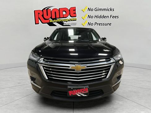Used 2023 Chevrolet Traverse Premier AWD/4WD image 8