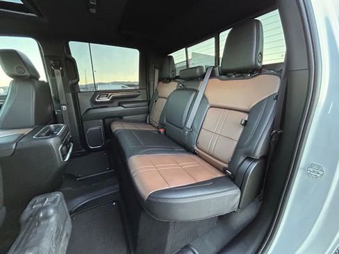 Used 2024 Chevrolet Silverado 3500 High Country w/ High Country Premium Package image 49