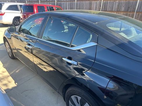 Used 2024 Nissan Altima 2.5 S image 8