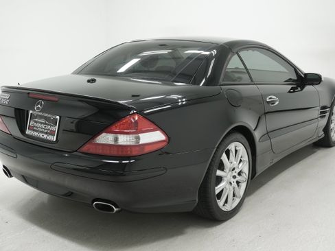 Used 2007 Mercedes-Benz SL 550 image 4