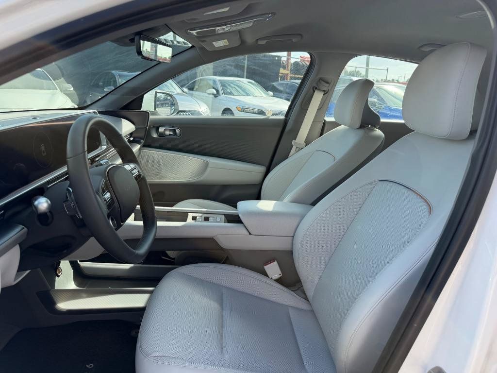 Used 2024 Hyundai Ioniq 6 SEL AWD/4WD image 10