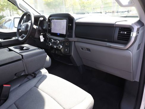 Used 2025 Ford F150 XLT w/ Equipment Group 301A Standard AWD/4WD image 18