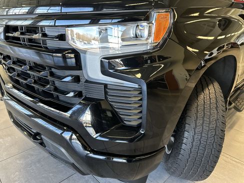 Used 2022 Chevrolet Silverado 1500 RST image 18