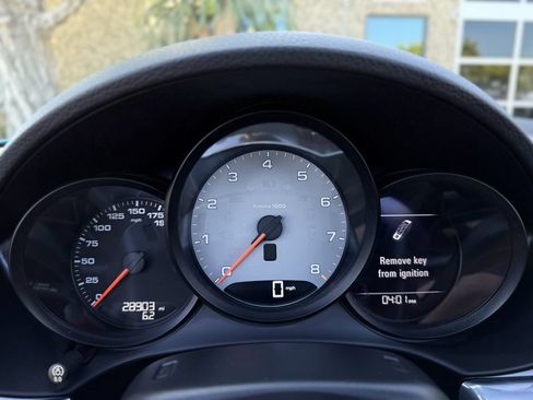Used 2017 Porsche 718 Boxster S RWD image 33