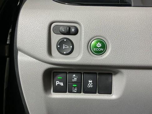 Used 2022 Honda Pilot Touring image 19