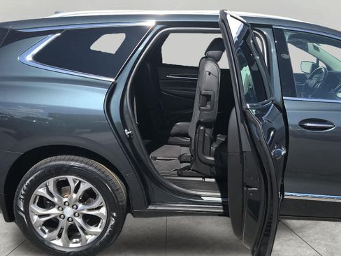 Used 2019 Buick Enclave Avenir w/ Avenir Technology Package AWD/4WD image 29