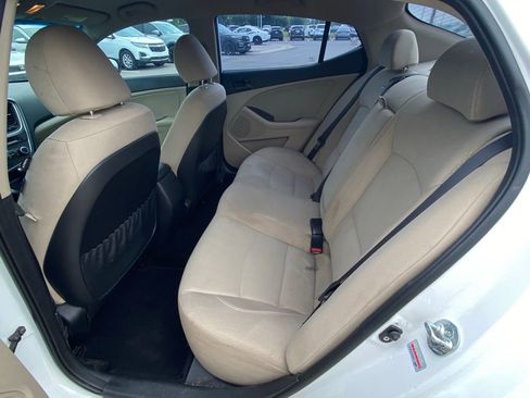 Used 2015 Kia Optima LX FWD image 21