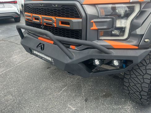 Used 2018 Ford F150 Raptor w/ Equipment Group 802A Luxury AWD/4WD image 38