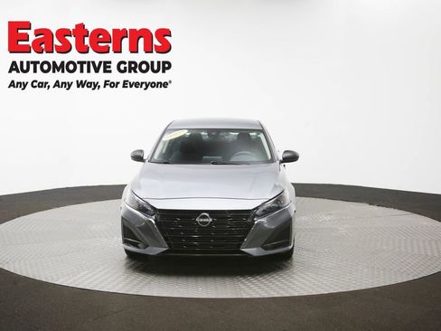 Used 2025 Nissan Altima 2.5 SV image 52