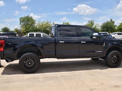 Used 2021 Ford F250 Platinum w/ FX4 Off-Road Package AWD/4WD image 6