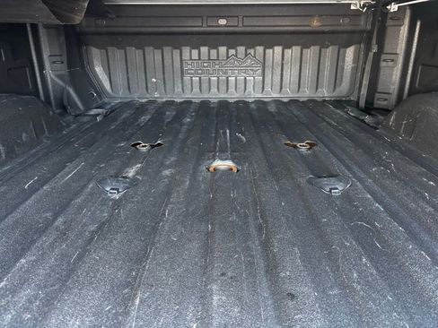 Used 2023 Chevrolet Silverado 3500 High Country image 33