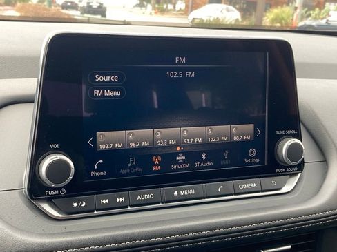 Used 2025 Nissan Rogue SV image 20