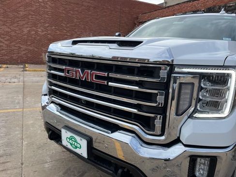 Used 2022 GMC Sierra 2500 SLT AWD/4WD image 9