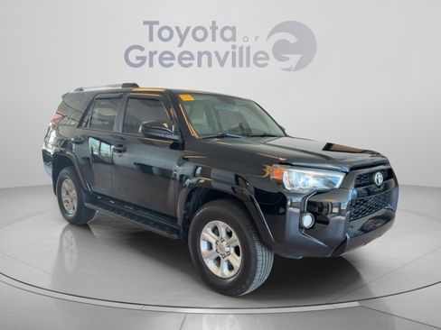 Used 2019 Toyota 4Runner SR5 AWD/4WD image 8