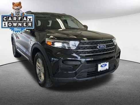 Used 2023 Ford Explorer XLT AWD/4WD image 17