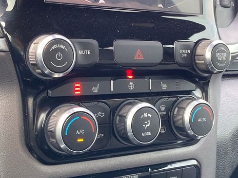 Used 2023 RAM 1500 Big Horn w/ Trailer Tow Group image 25