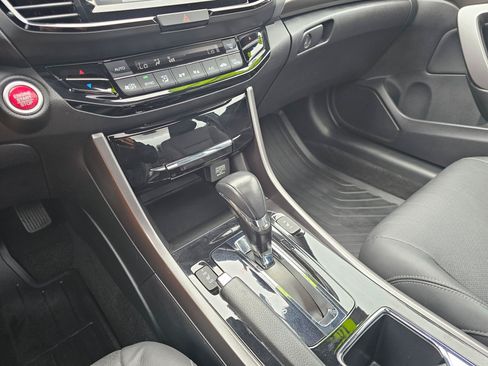 Used 2017 Honda Accord EX-L image 26