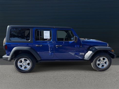 Used 2018 Jeep Wrangler Unlimited Sport S image 8