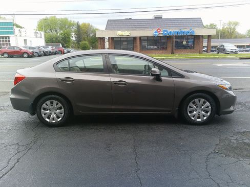 Used 2012 Honda Civic LX image 6