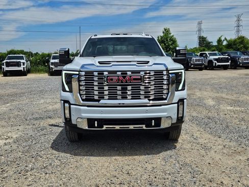 New 2026 GMC Sierra 3500 Denali w/ Denali Reserve Package AWD/4WD image 9