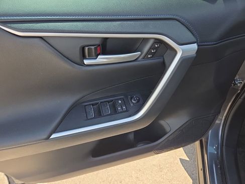 Used 2023 Toyota RAV4 XSE AWD/4WD image 14