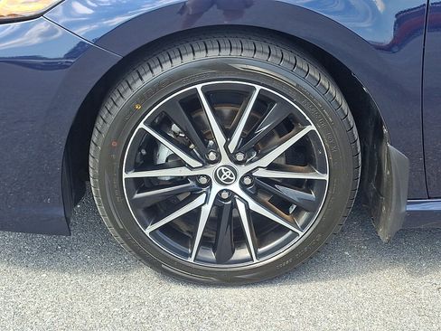 Used 2022 Toyota Camry SE w/ Audio Upgrade Package FWD image 8