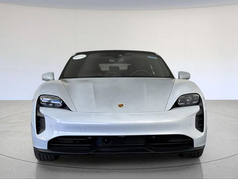 Certified 2024 Porsche Taycan GTS image 11