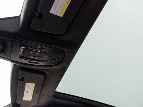 New 2025 Porsche Cayenne GTS image 30