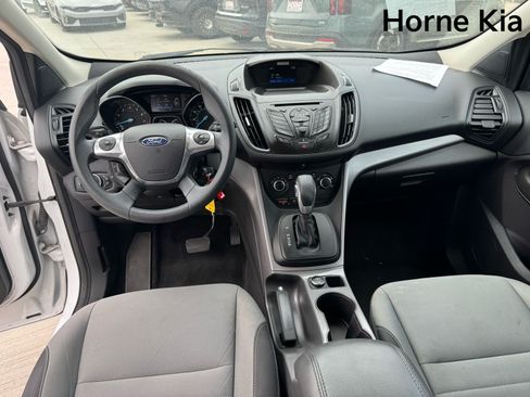 Used 2016 Ford Escape SE FWD image 14