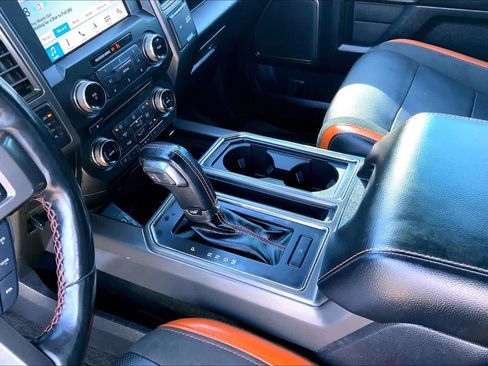 Used 2017 Ford F150 Raptor w/ Equipment Group 802A Luxury AWD/4WD image 17