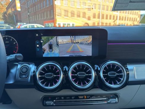 New 2026 Mercedes-Benz GLB 250 4MATIC image 29
