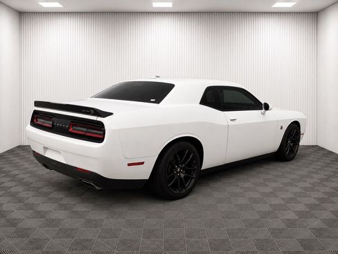 Used 2021 Dodge Challenger R/T Scat Pack RWD image 3